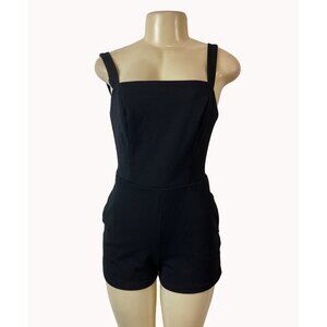 Crystal Sky Women's Black Sleeveless Roper with Outter Pockets with Shorts Sz M